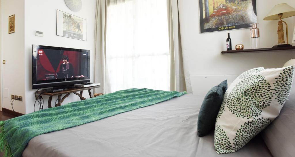 Altido Victorian Apt For 2 With Balcony And Free Parking Milaan